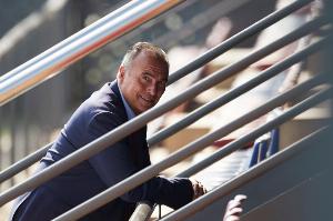 记者：巴萨副主席尤斯特即将前往利雅得胜利担任CEO