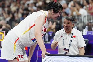 成年国家队首秀13分4板！宫鲁鸣：张子宇有10天时间没有训练